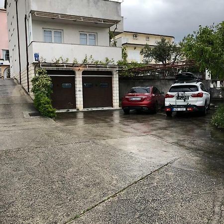 Apartments With Private Parking Baška Voda Zewnętrze zdjęcie