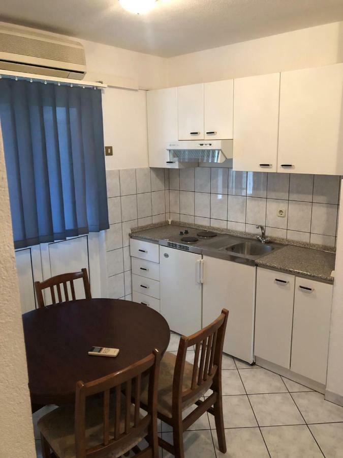 Apartments With Private Parking Baška Voda Zewnętrze zdjęcie